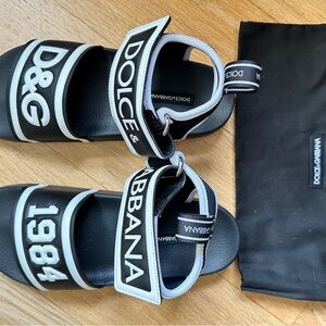 Dolce & Gabbana Monochrome Logo Sandals- Never Worn with Dustbag- Size 39